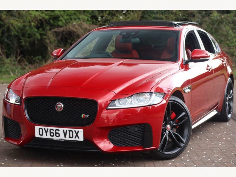 JAGUAR XF