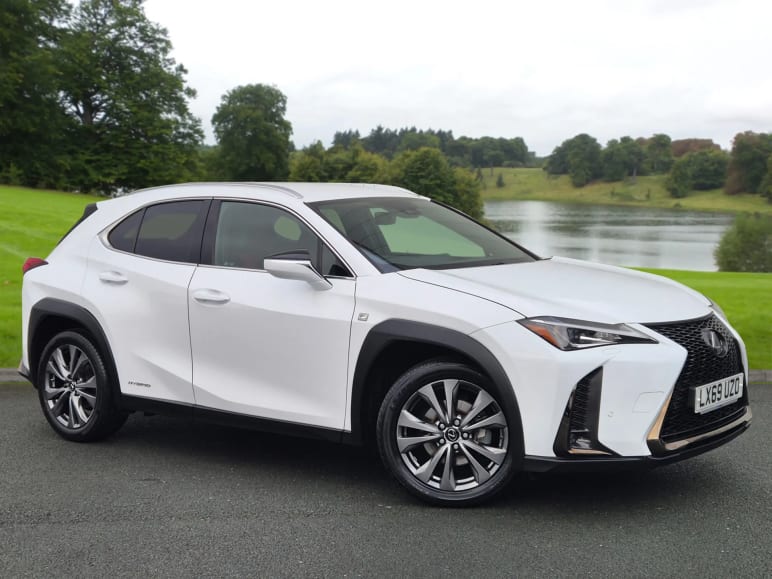 LEXUS UX
