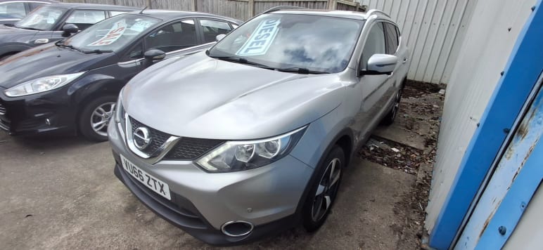 NISSAN QASHQAI