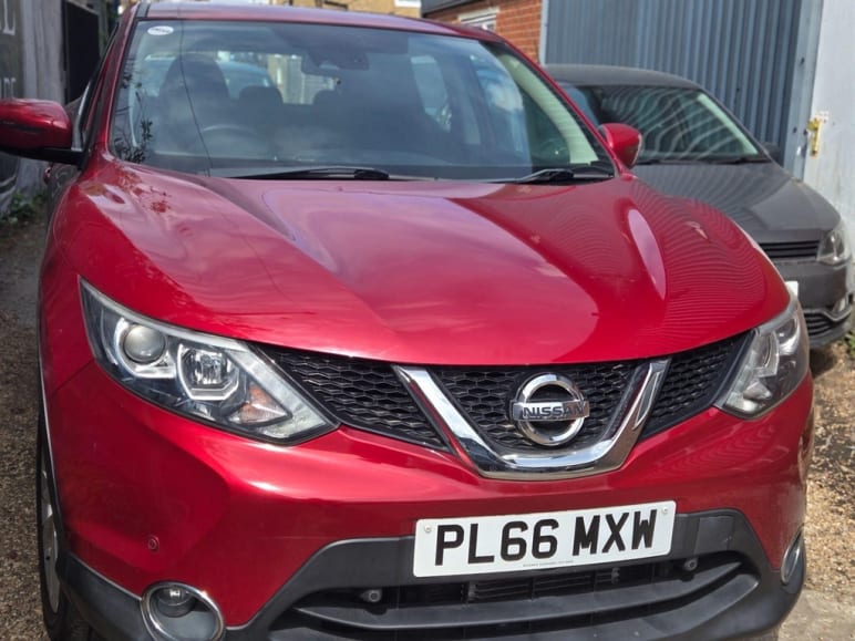 NISSAN QASHQAI