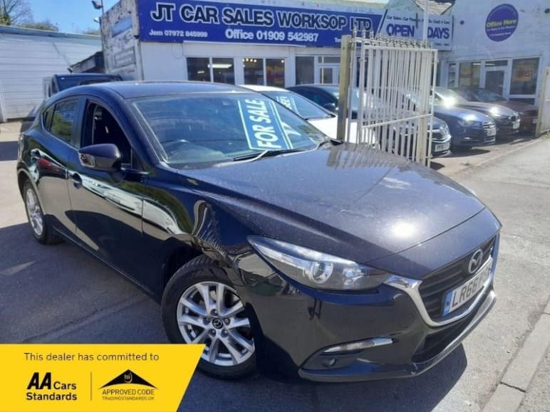 MAZDA 3