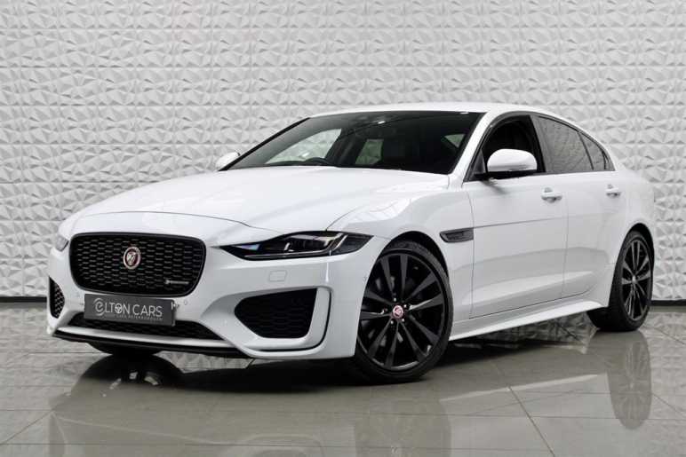 JAGUAR XE
