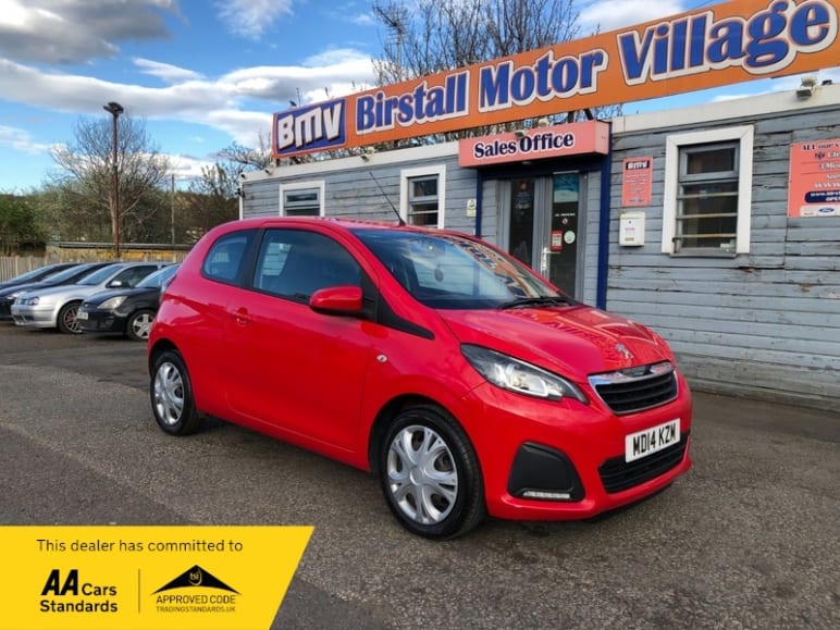 PEUGEOT 108