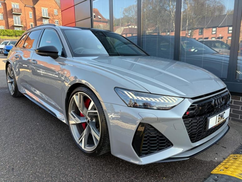 AUDI RS6