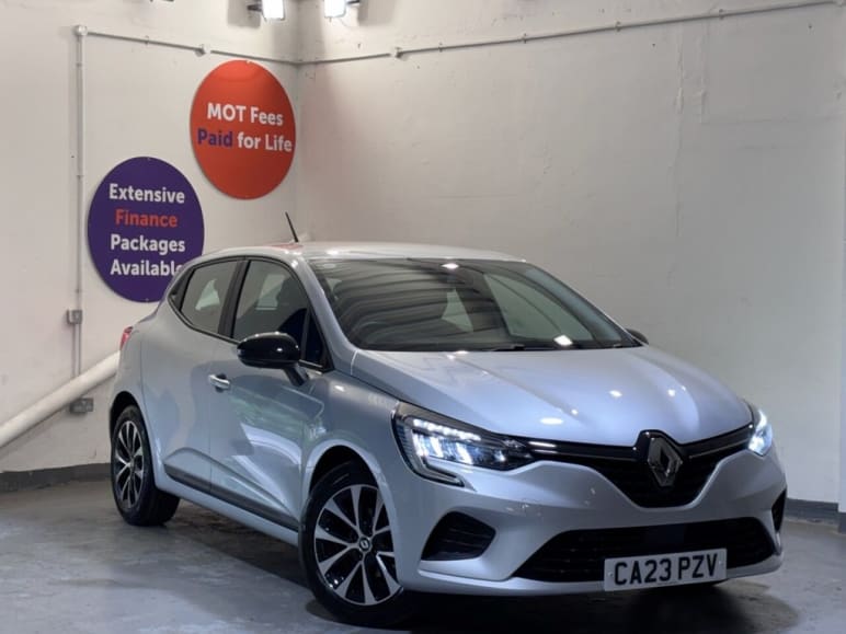 RENAULT CLIO