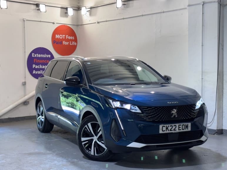 PEUGEOT 5008