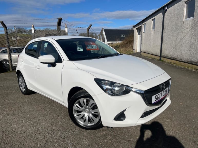 MAZDA 2