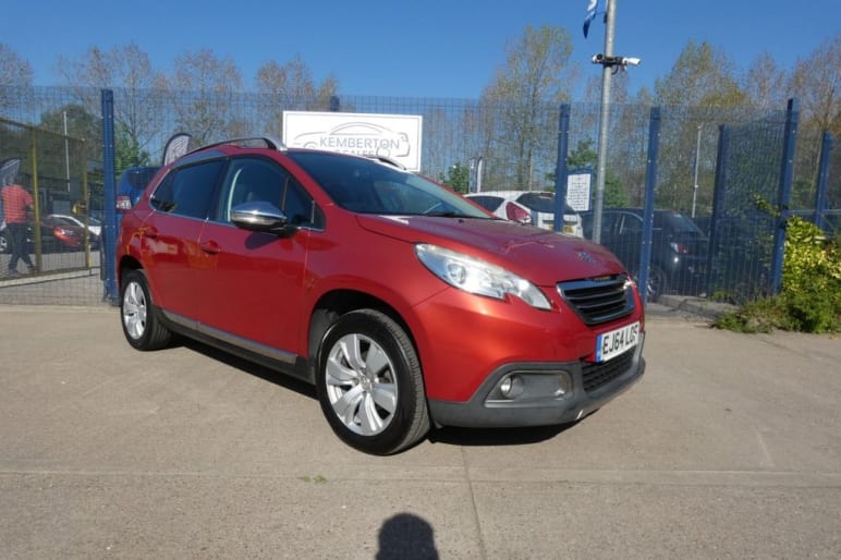 PEUGEOT 2008