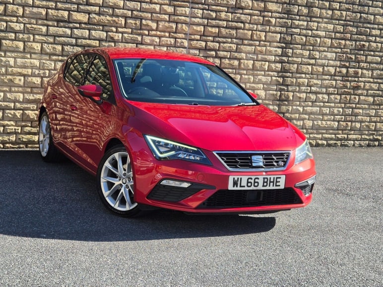 SEAT LEON