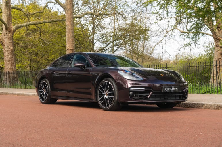 PORSCHE PANAMERA
