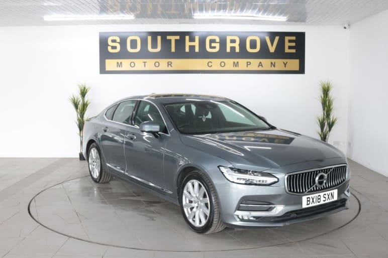 VOLVO S90
