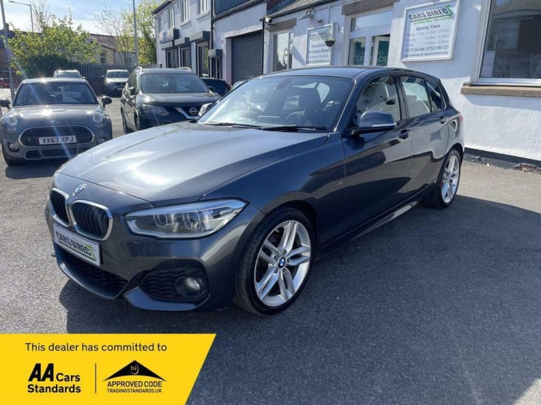 BMW 1 SERIES
