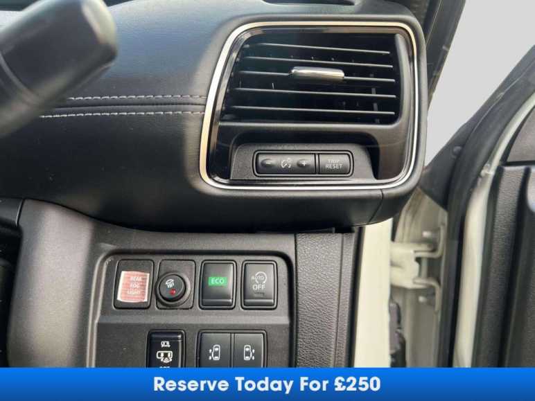 2.0 PURE DRIVE G-PILOT S-HYBRID PETROL AUTO 8 SEAT