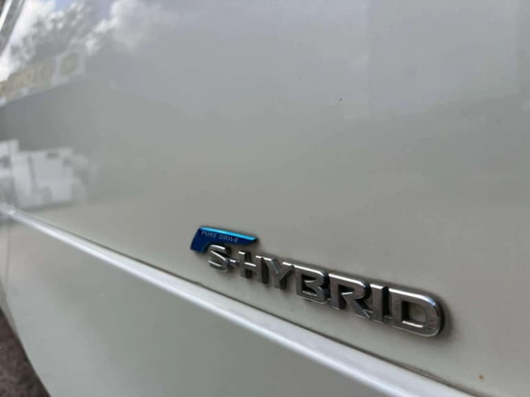 2.0 PURE DRIVE G-PILOT S-HYBRID PETROL AUTO 8 SEAT
