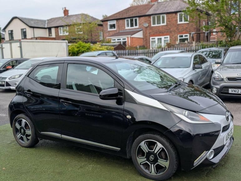 TOYOTA AYGO