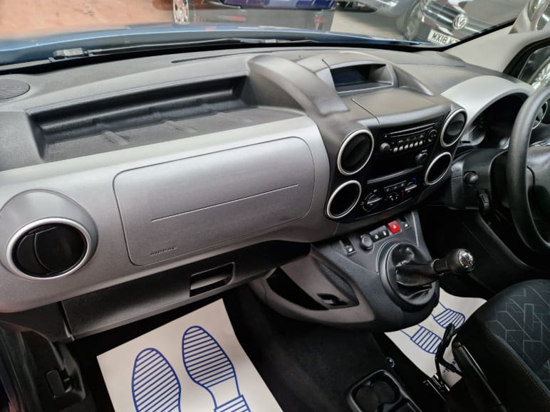 1.6 VTi 98 Active 5dr