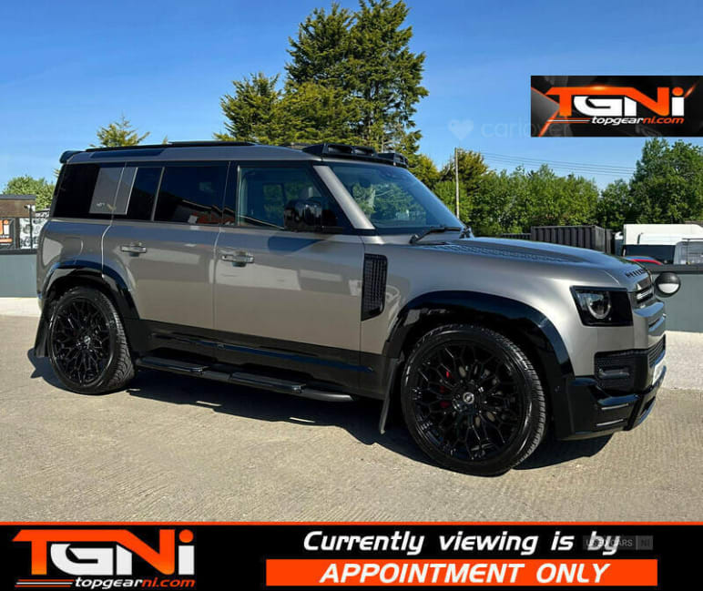 LAND ROVER DEFENDER