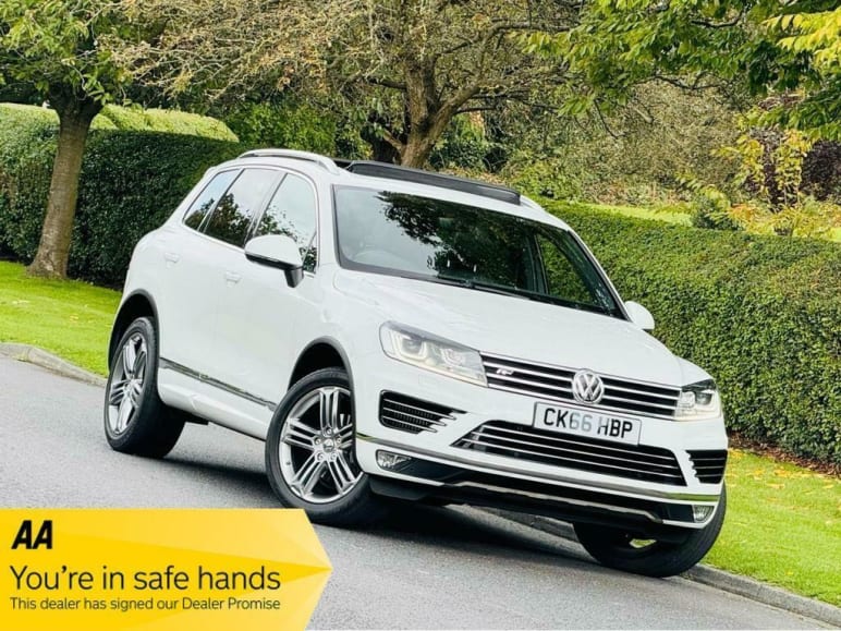 VOLKSWAGEN TOUAREG