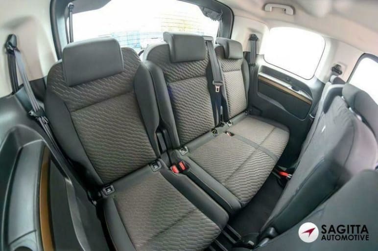 2.0D Family Compact MPV 5dr Diesel Auto SWB Euro 6 (s/s) (8 Seat) (180 ps)