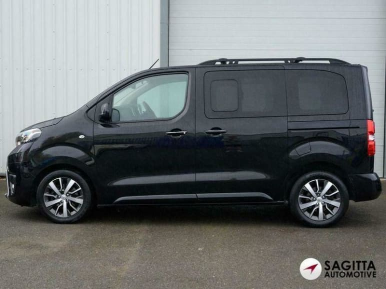 2.0D Family Compact MPV 5dr Diesel Auto SWB Euro 6 (s/s) (8 Seat) (180 ps)