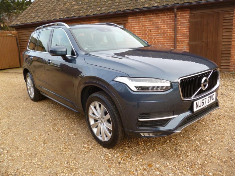 VOLVO XC90