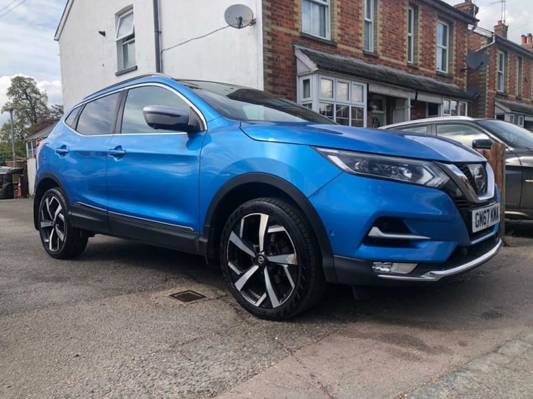 NISSAN QASHQAI