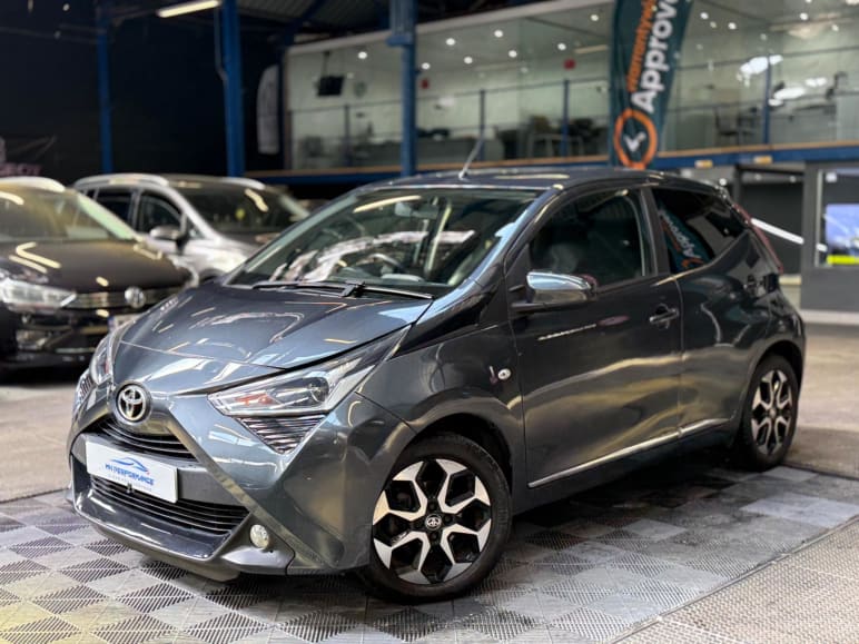 TOYOTA AYGO