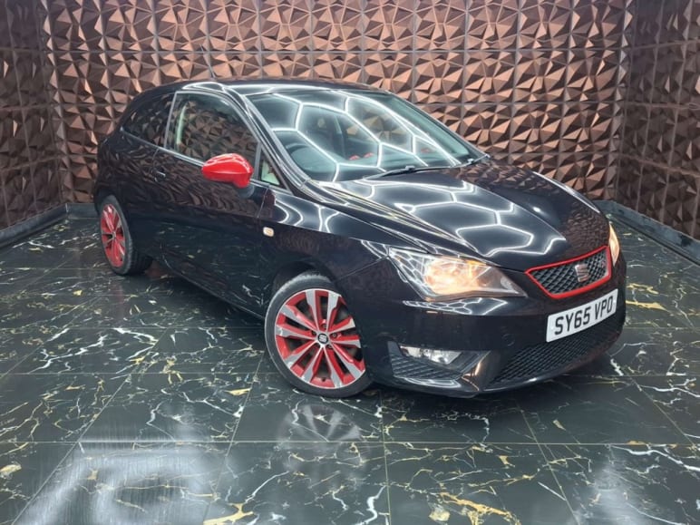 SEAT IBIZA