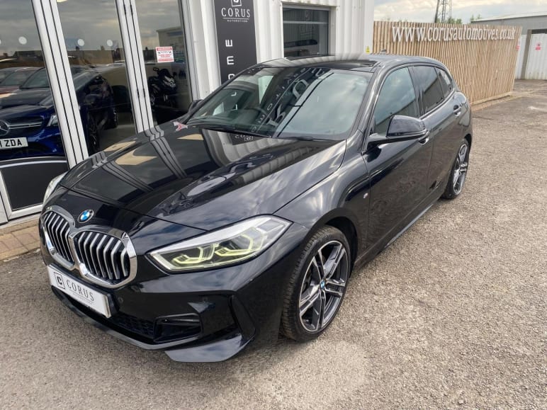 BMW 1 SERIES