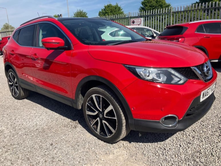 NISSAN QASHQAI