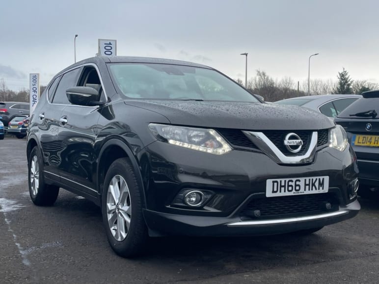 NISSAN X-TRAIL