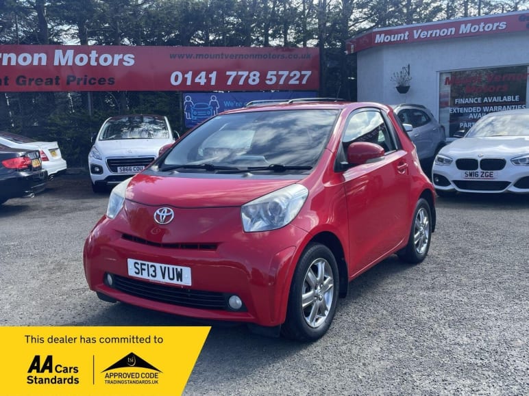 TOYOTA IQ