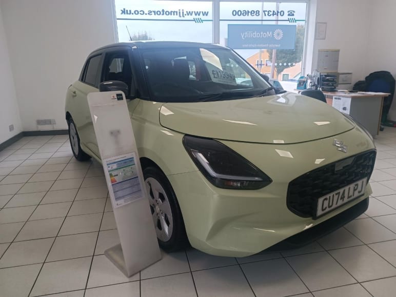 SUZUKI SWIFT