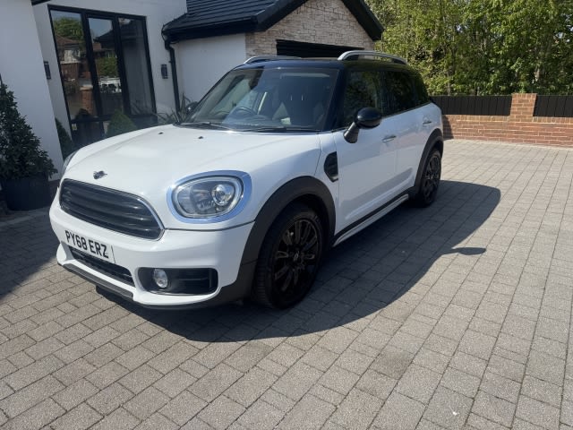 MINI COUNTRYMAN