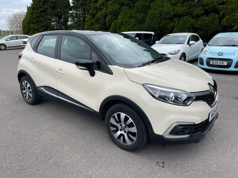 RENAULT CAPTUR