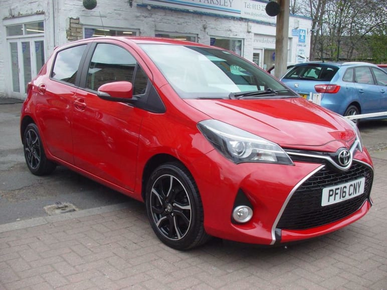 TOYOTA YARIS