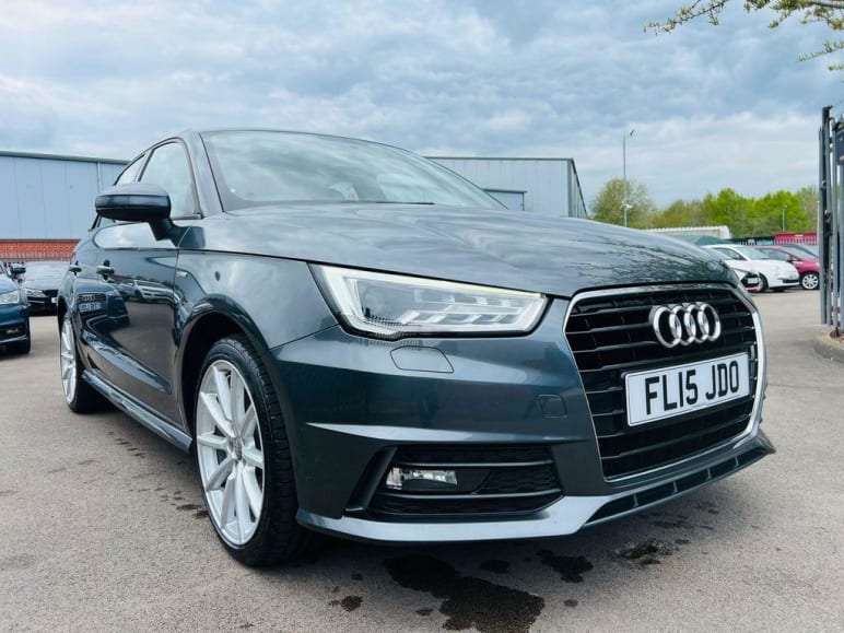 AUDI A1