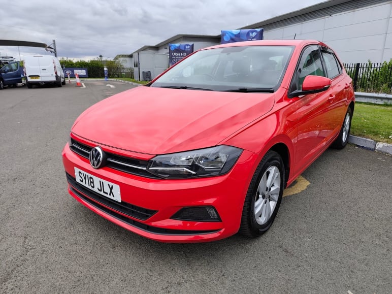 VOLKSWAGEN POLO