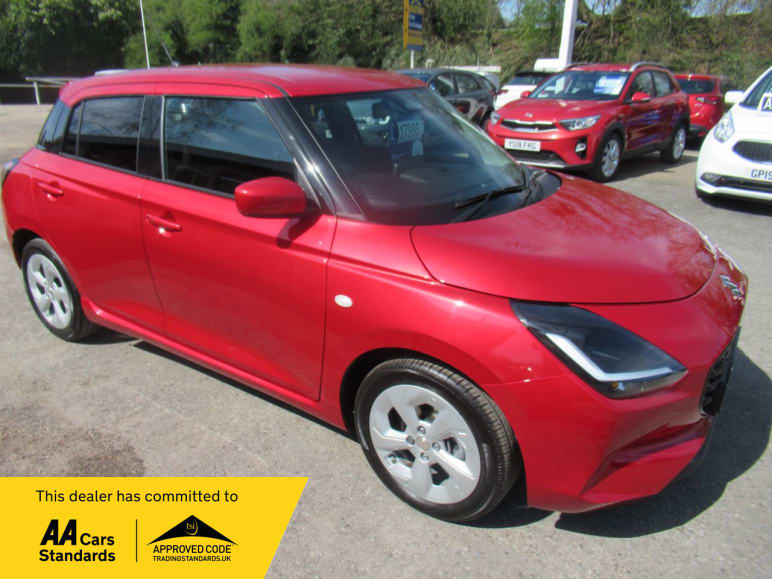 SUZUKI SWIFT