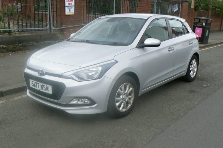 HYUNDAI I20