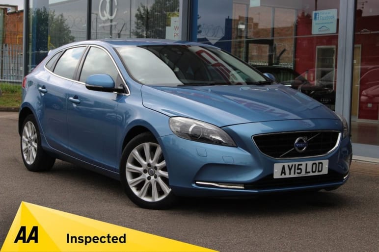 VOLVO V40