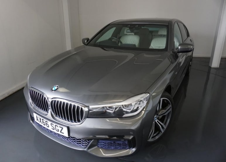 BMW 7 SERIES