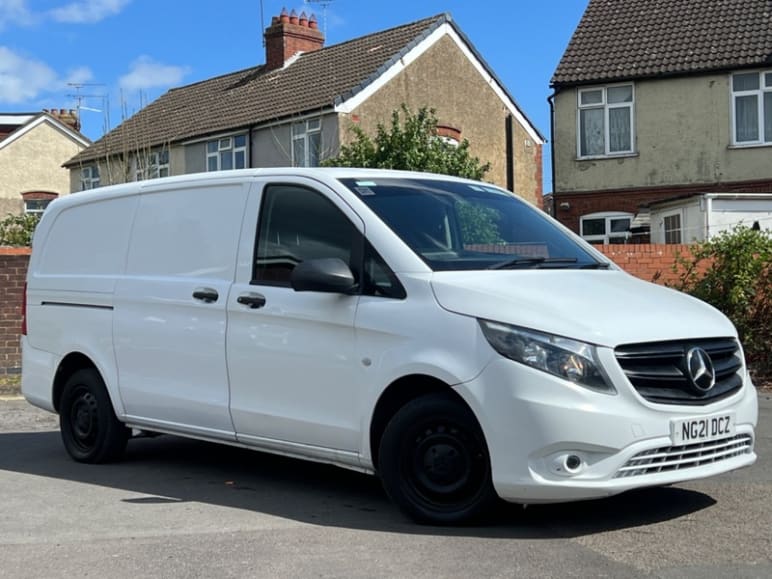 MERCEDES-BENZ V Class