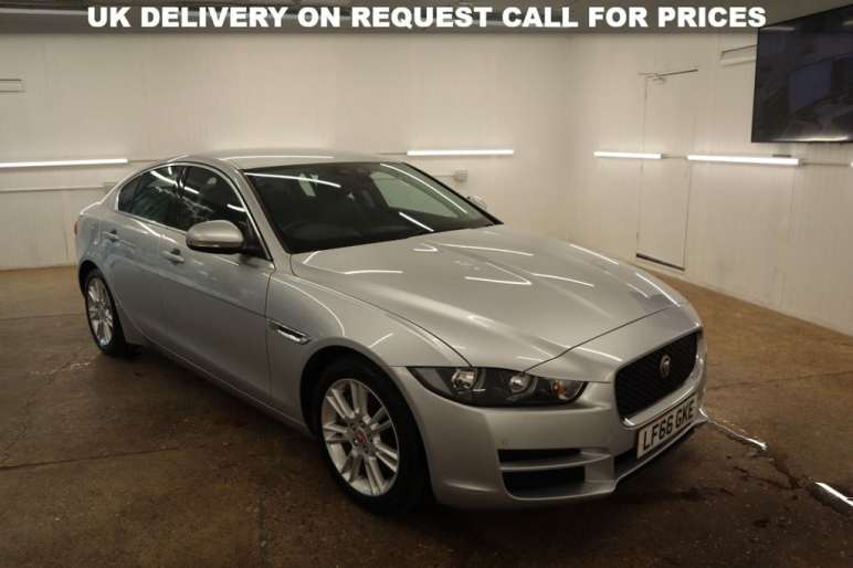 JAGUAR XE