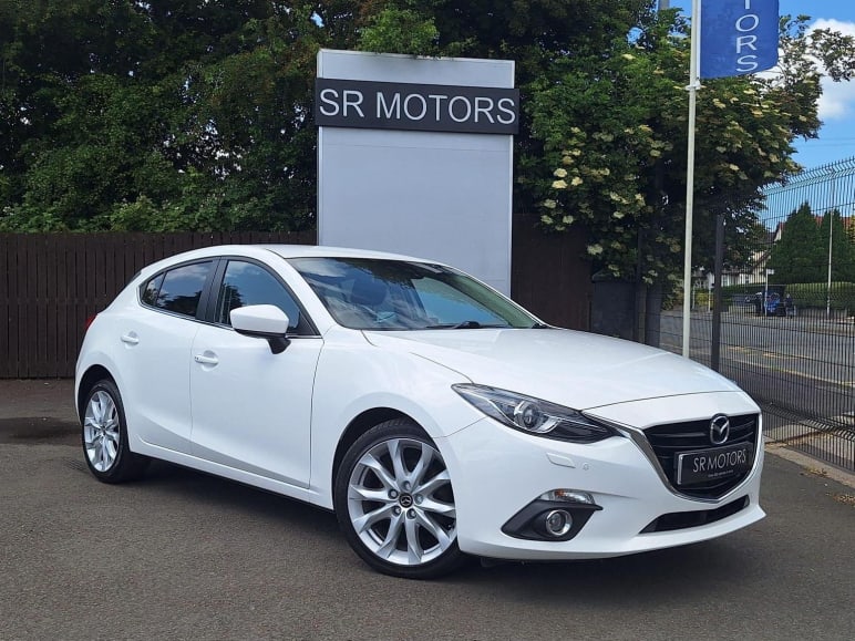 MAZDA 3
