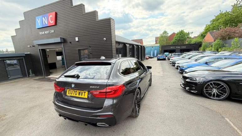 BMW 5 SERIES