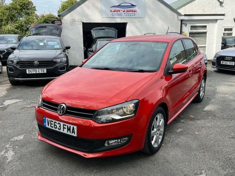 VOLKSWAGEN POLO