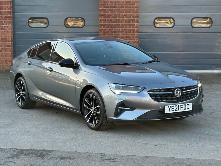 VAUXHALL INSIGNIA