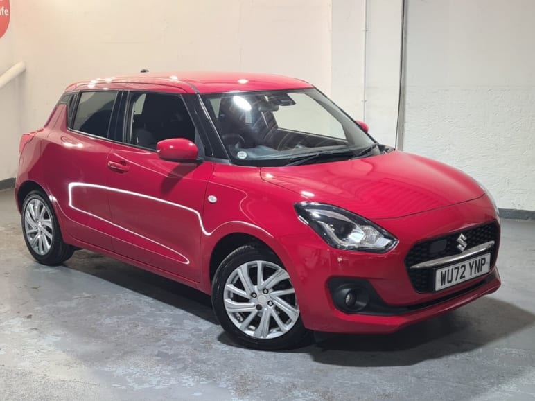 SUZUKI SWIFT