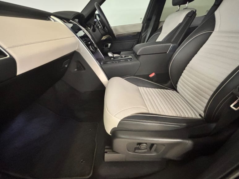 3.0 D300 Metropolitan Edition 5dr Auto Pan Roof, H